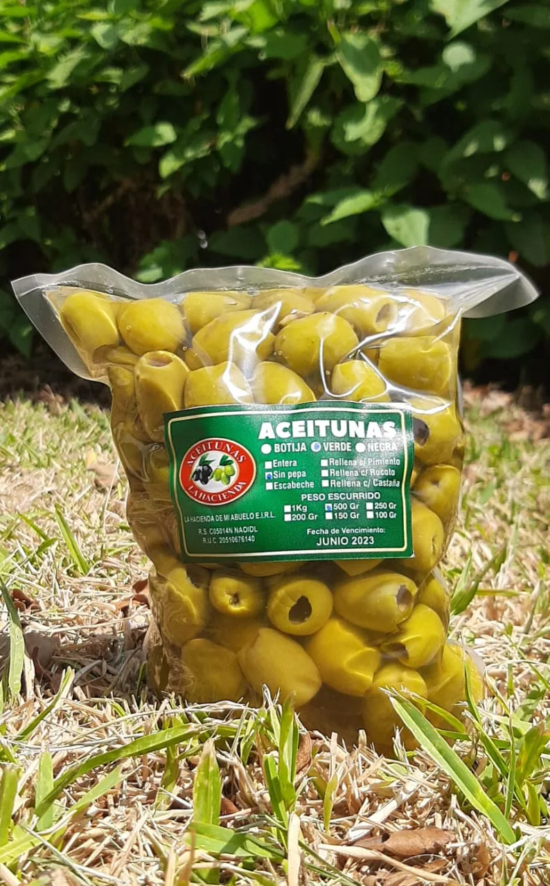 Aceitunas verdes en presentación comercial